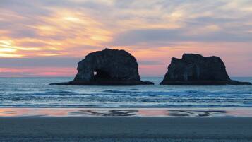 Cottage (2 Bedrooms) | Interior