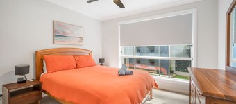 Manor Lane Retreat - Charming 3-bedroom holiday
