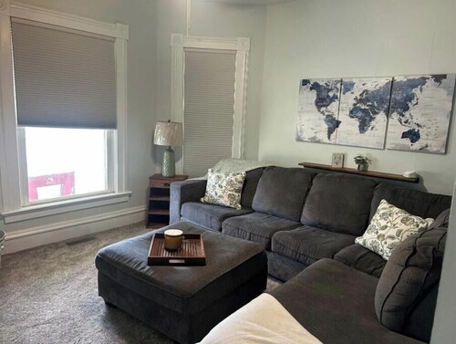 4-bedroom house in brilliant Angola with AC, WiFi. Enjoy your stay