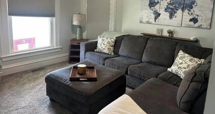 4-bedroom house in brilliant Angola with AC, WiFi. Enjoy your stay