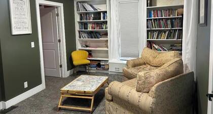 4-bedroom house in brilliant Angola with AC, WiFi. Enjoy your stay