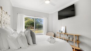 4 bedrooms, desk, iron/ironing board, travel cot