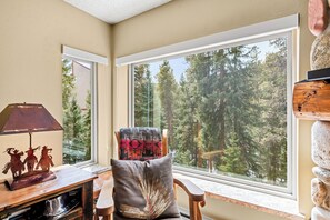 Interior - New! 2BR/2BA Near Lifts & Town (Breckenridge)