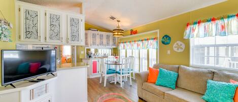 TV connectée, jeux vidéo, table de tennis de table