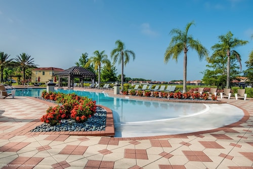 Cinema, Game Room & Pvt Pool • Near Disney!