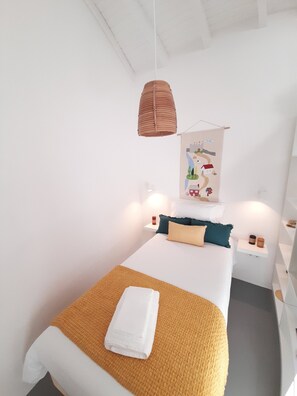 Standard Studio Suite | Free WiFi - Casa Vinte & Cinco - Alojamento Local (Idanha-a-Nova)
