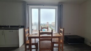 Apartment | Dining