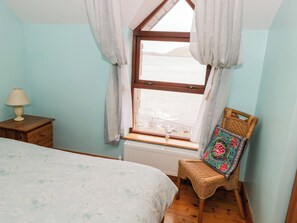 3 Schlafzimmer, individuell dekoriert, individuell eingerichtet