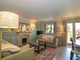 Cottage | Living area | DVD player