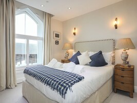 1 bedroom, individually decorated, individually furnished, free WiFi