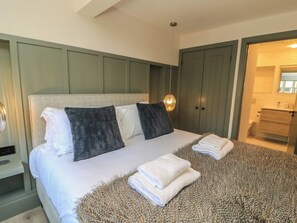 3 bedrooms, free WiFi, individually decorated, individually furnished - 12 Manor Farm Close (Chipping Norton)