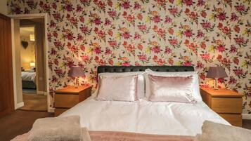 3 bedrooms, individually decorated, individually furnished, free WiFi