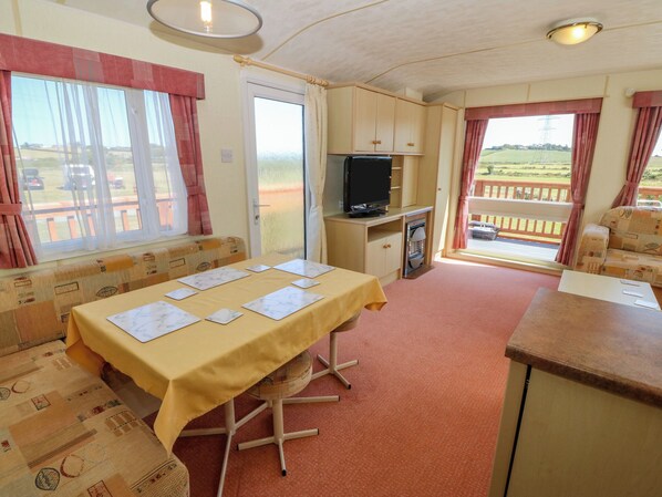 Interior - Gorphwysfa Caravan (Cemaes Bay)