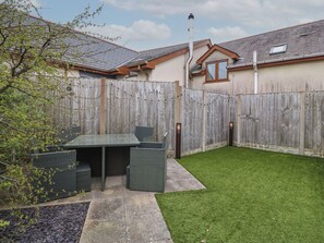Outdoor dining - Cysgod Y Capel (Tyn-y-Gongl)