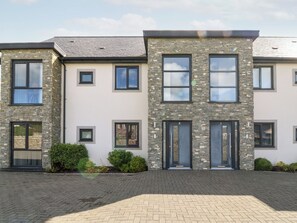 Exterior - Cysgod Y Capel (Tyn-y-Gongl)