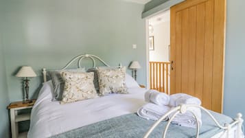 1 makuuhuone, yksilöllisesti sisustettu, yksilöllisesti kalustettu