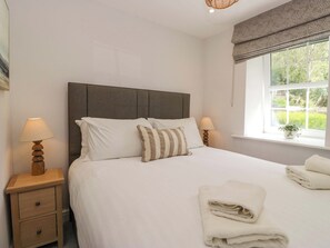 Småhus | 2 soverom, individuelt dekorert og individuelt innredet