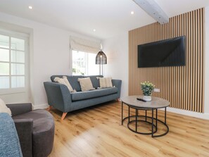 Cottage | Living area