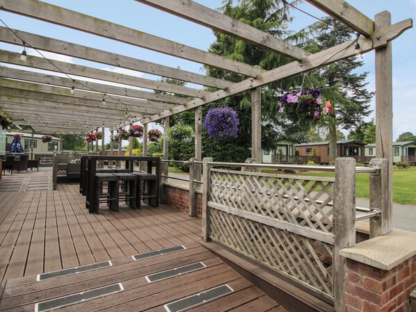 Cottage | Outdoor dining