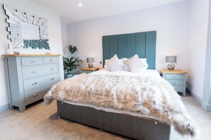 4 bilik tidur, dihias secara berasingan