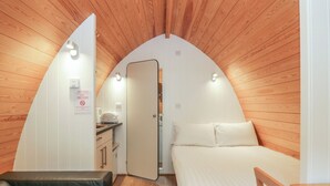 1 室のベッドルーム、WiFi (無料)、客室ごとに異なる装飾、客室ごとに異なるインテリア