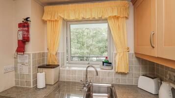 Fridge, dishwasher, electric kettle, toaster