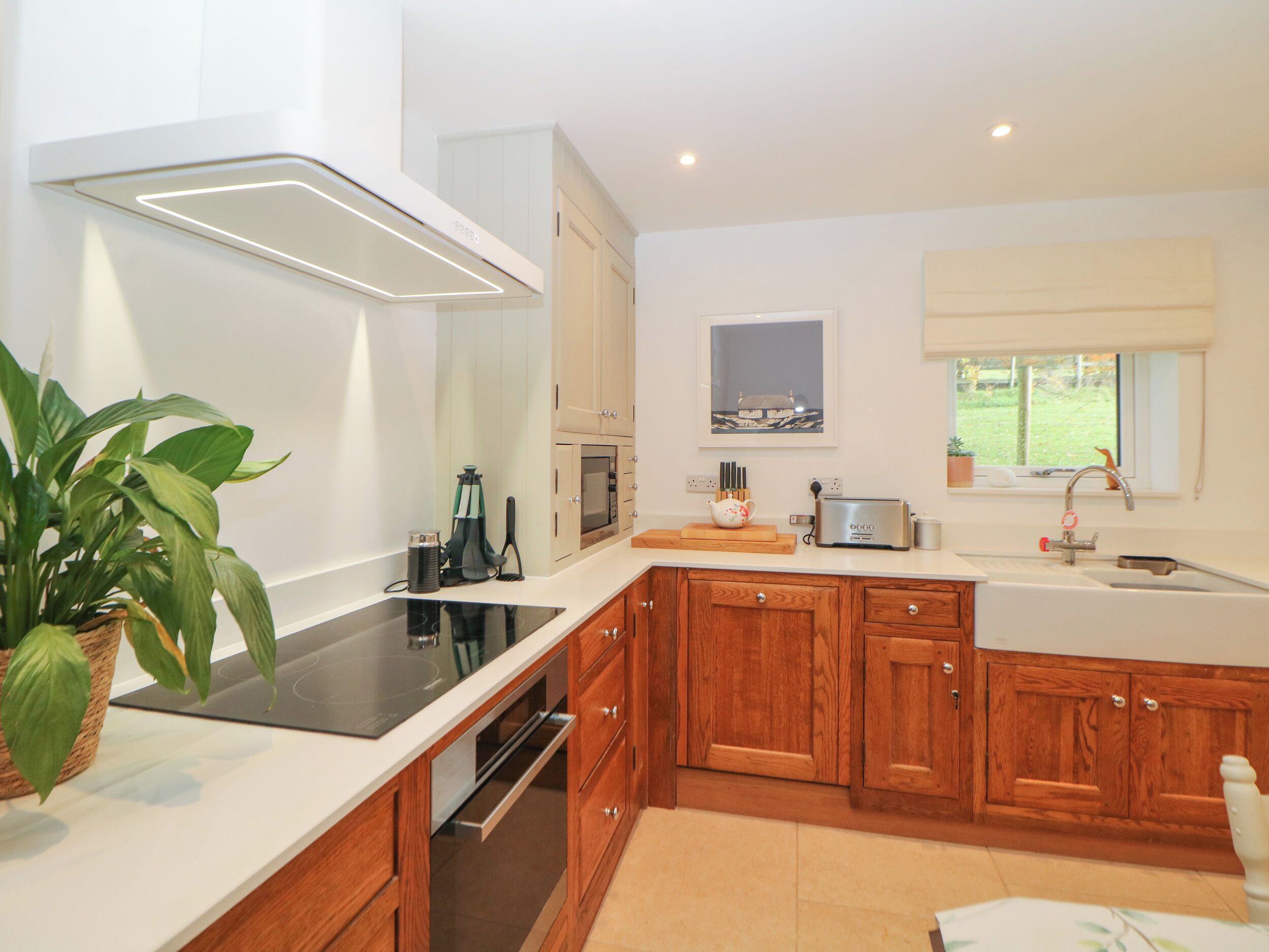 冰箱、洗碗机、电热水壶、烤面包机