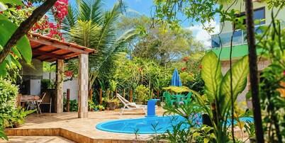 Casa com Piscina e 550m da Praia em Ilhéus