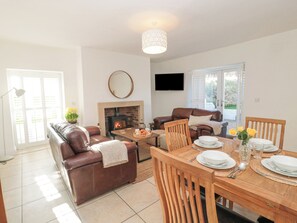 Interior - Little Haven (Bamburgh)