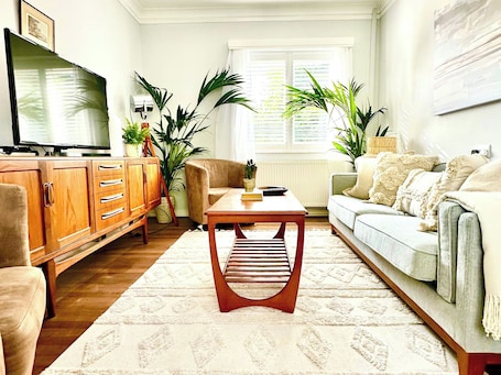 Cottage | Living area