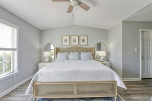 5 chambres, bureau, Wi-Fi, literie fournie