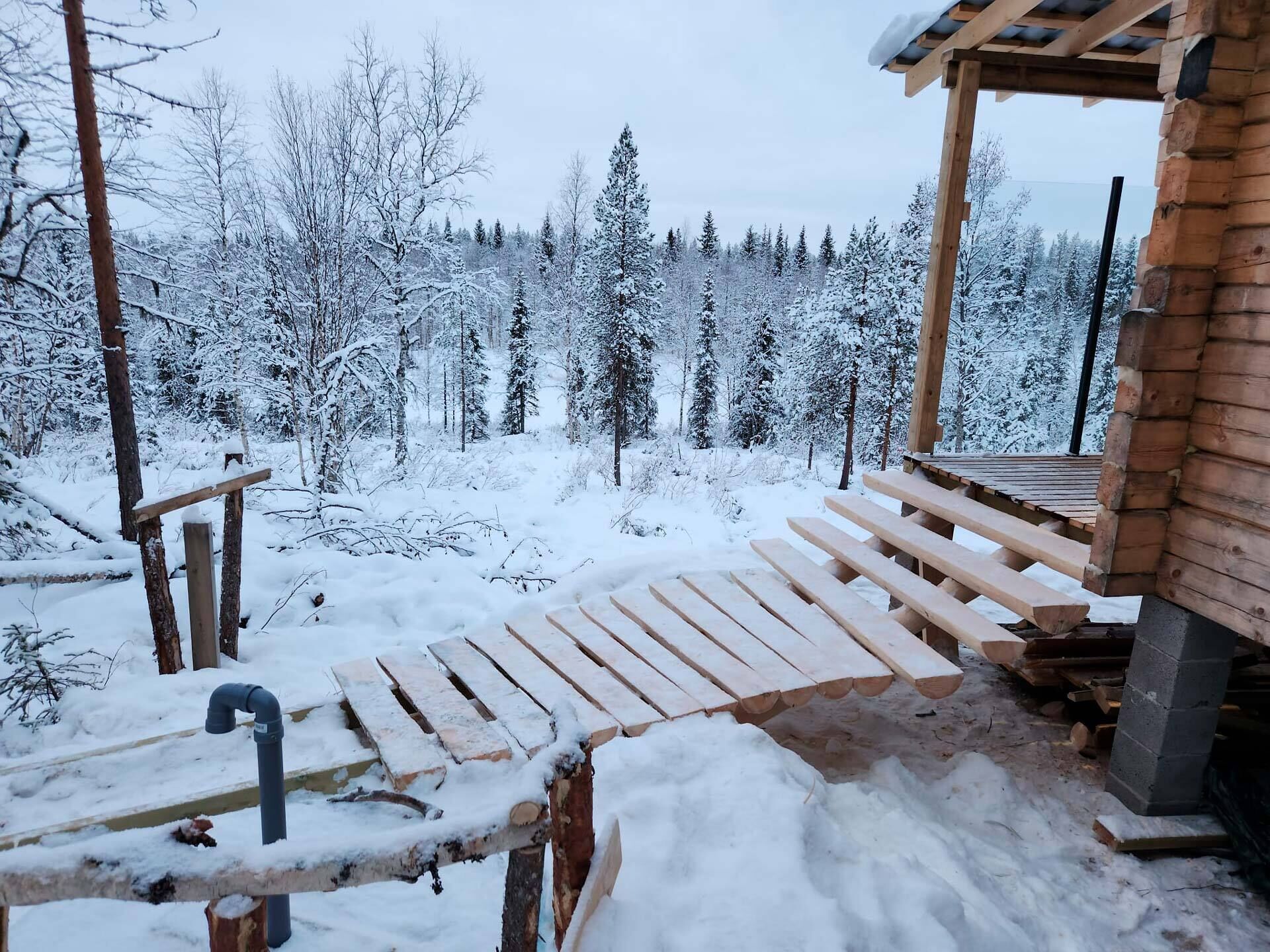 المنشأة من الخارج