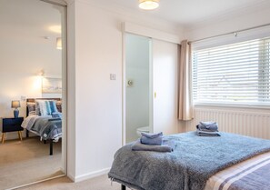 3 chambres, Wi-Fi gratuit, draps fournis
