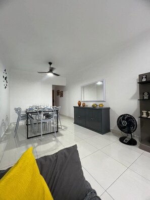 Interior - Beautiful apartment Guarujá Pitangueiras - 3 bedrooms 80 meters from the beach (Barra Funda Guarujá)