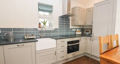 The Old House, Balure