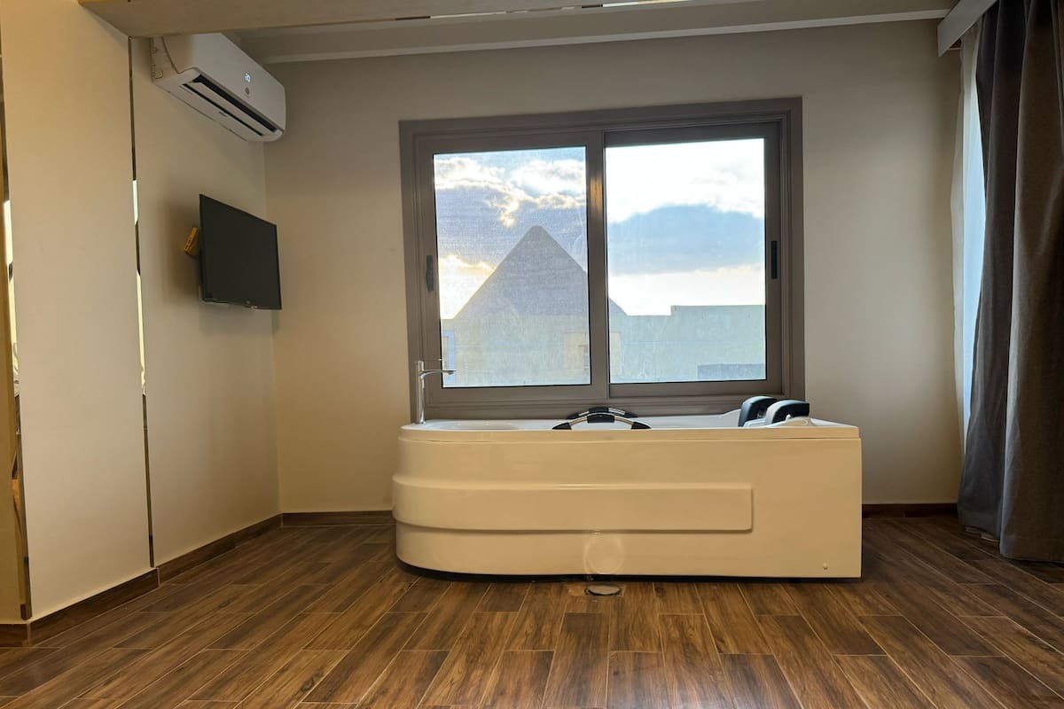 Luxury Suite