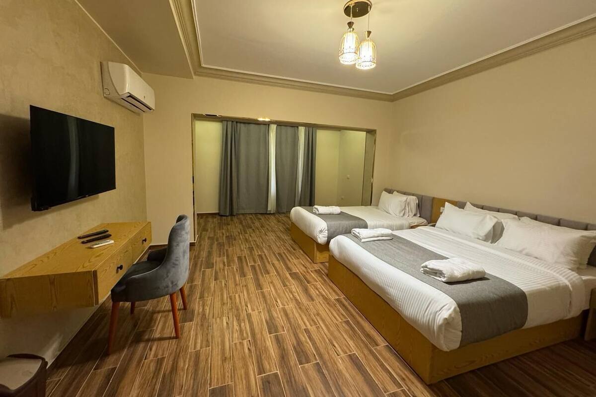 Family Triple Room, 1 Bedroom | Desk, soundproofing, WiFi (free)