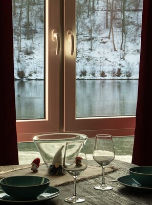 Apartment | Interior detail - Modern Holiday Apartment With Lake View (Harzgerode)