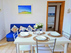 Dining - Ferienwohnung 3 Min. zu Fuß zu den Stränden von Capo Bianco und Padulella. (Portoferraio)
