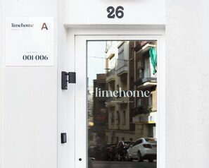 Front of property - Limehome Madrid Calle de Matilde Diez (Madrid)
