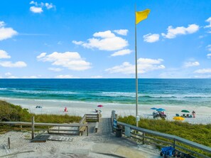 Beach nearby, white sand - Cassine Station by Panhandle Getaways (Santa Rosa Beach)