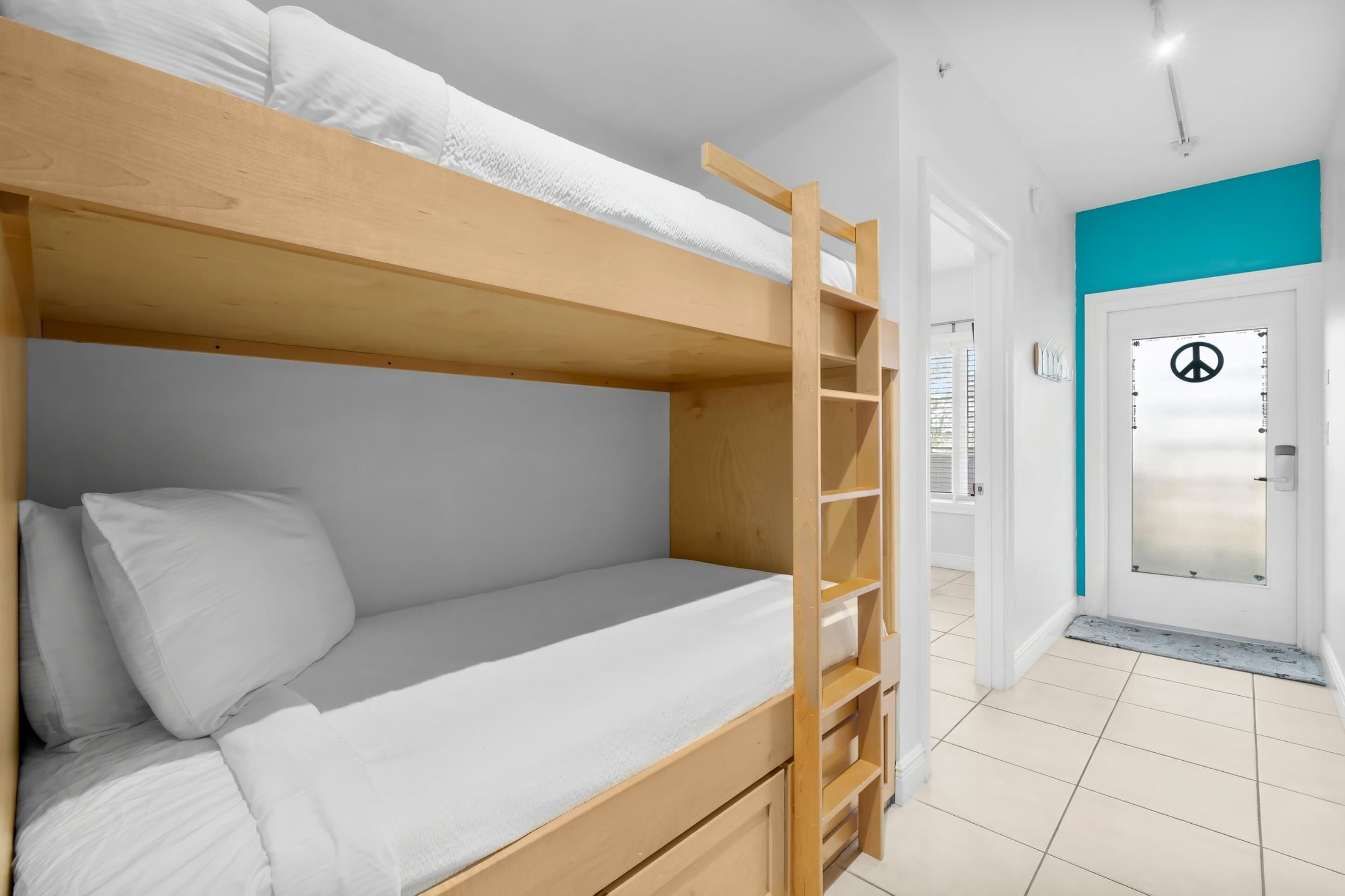 Apartamento, vistas al complejo turístico | Camas supletorias