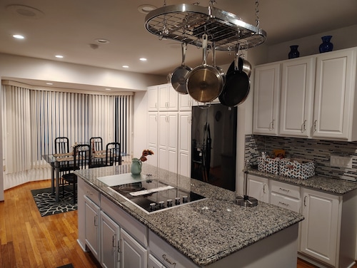 Comfort and Entertainment under one roof!