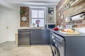 Fridge, microwave, oven, dishwasher