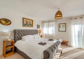 4 dormitorios, wifi gratis, ropa de cama