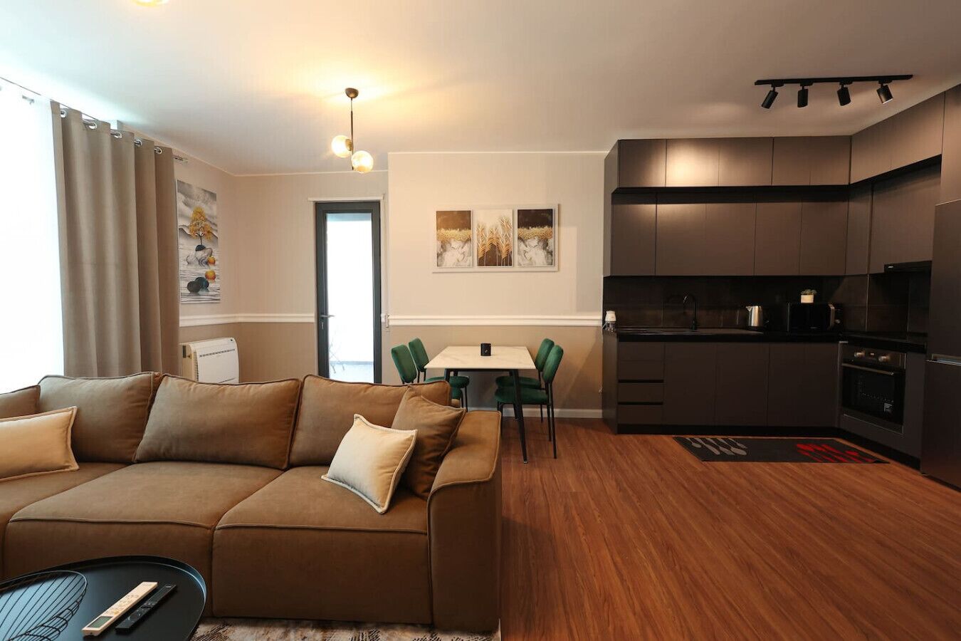 Fernseher, Arbeitsbereiche