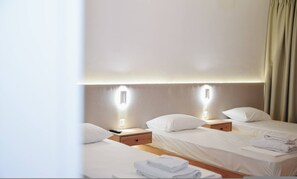 1 quarto, escrivaninha, Wi-Fi de cortesia