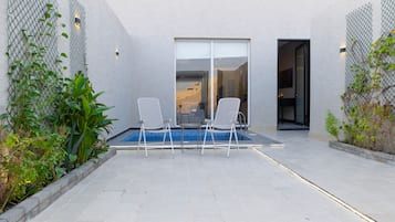 4 piscines couvertes