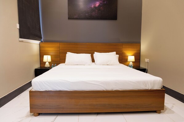 1 bedroom, Egyptian cotton sheets, premium bedding, free WiFi - Portal Chalets With Private Pool - Narjs (Riyadh)