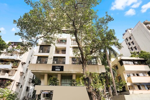 Cozy Stays at Ville Parle Mumbai